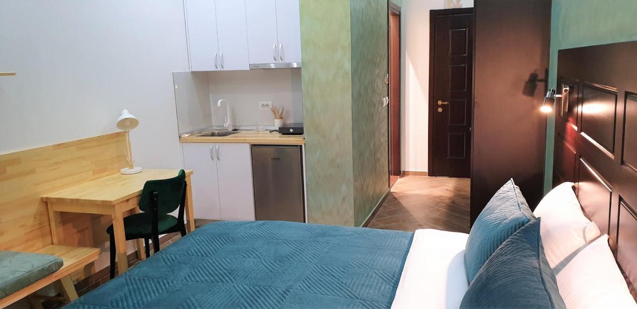 Comfort Hotel Fier Extérieur photo