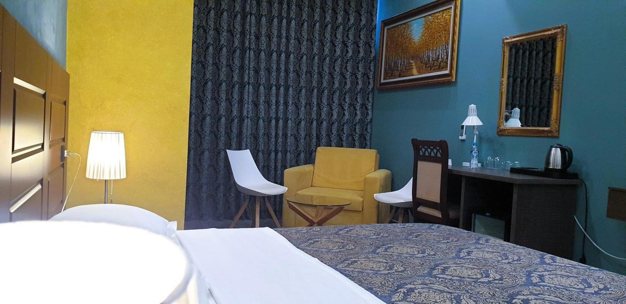 Comfort Hotel Fier Extérieur photo